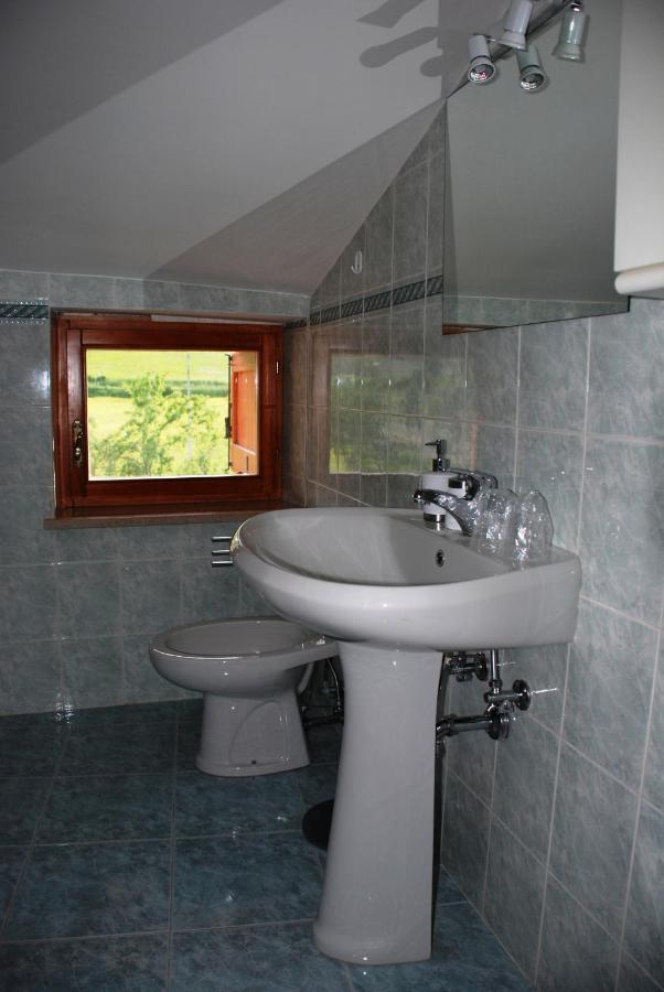 Bed and Breakfast Casale La Torretta Норча Экстерьер фото